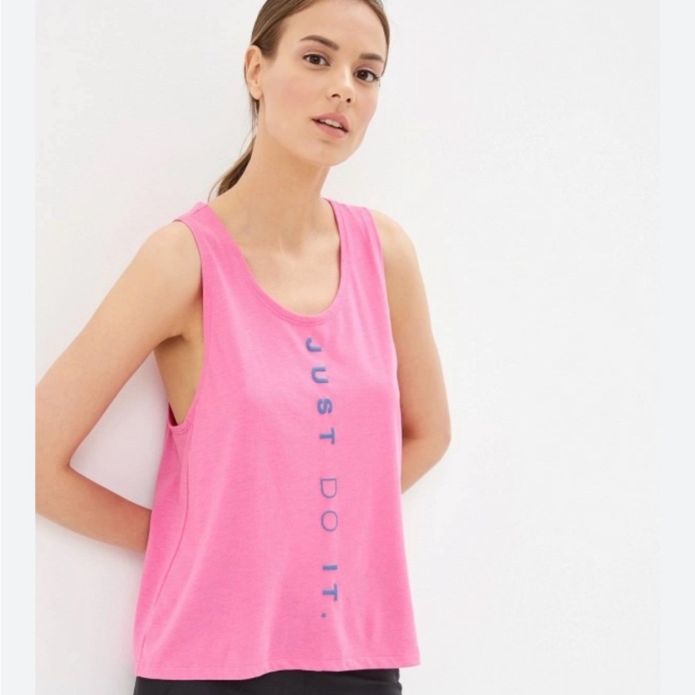 Nike dri fit pink tank top size small